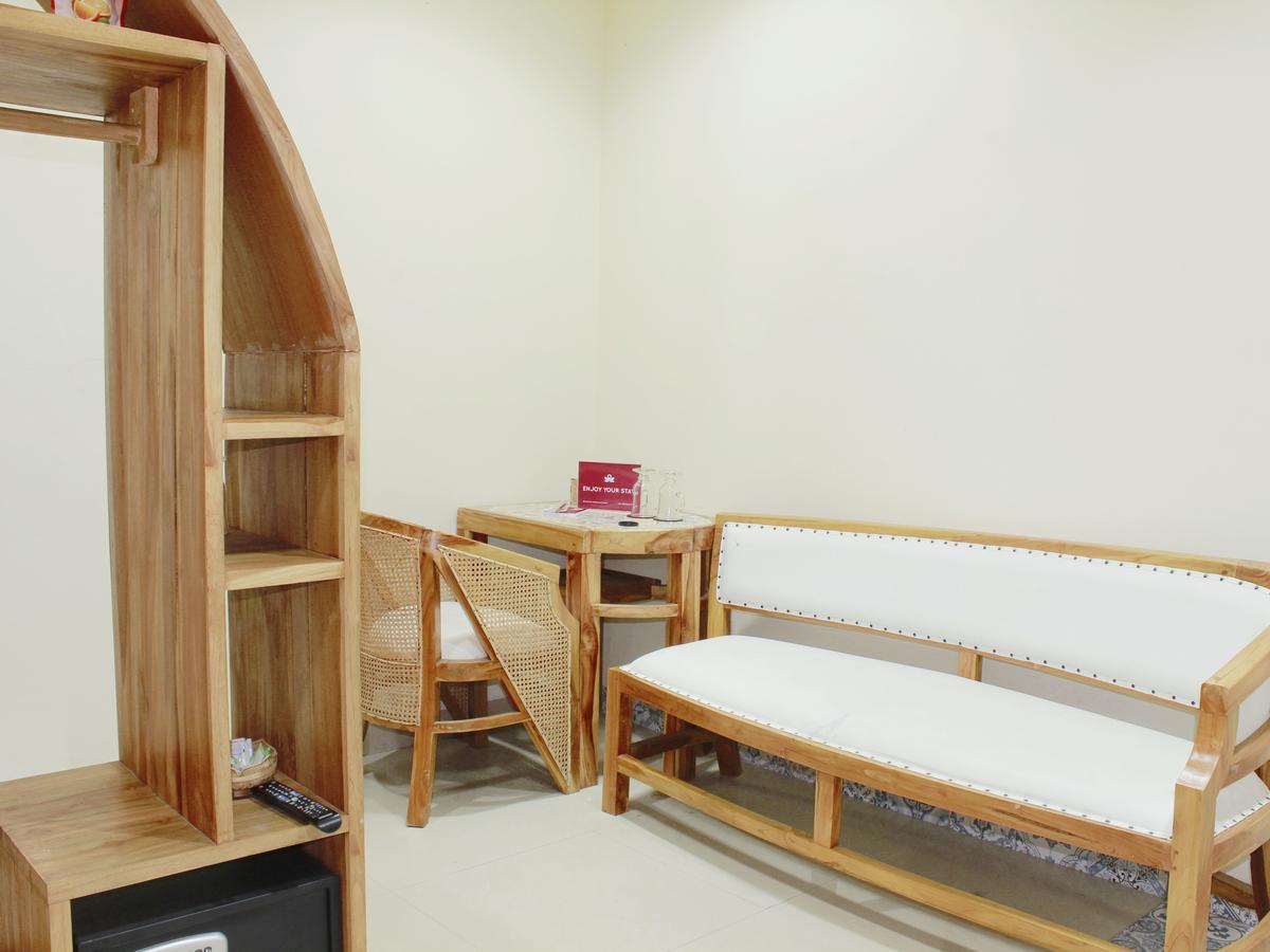 Zen Rooms Cassa Dua Pasteur Бандунг Экстерьер фото